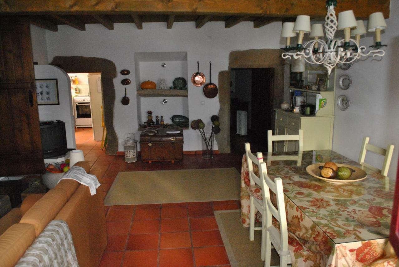 Casa Tipica Alentejana Villa อัลปาเญา ภายนอก รูปภาพ